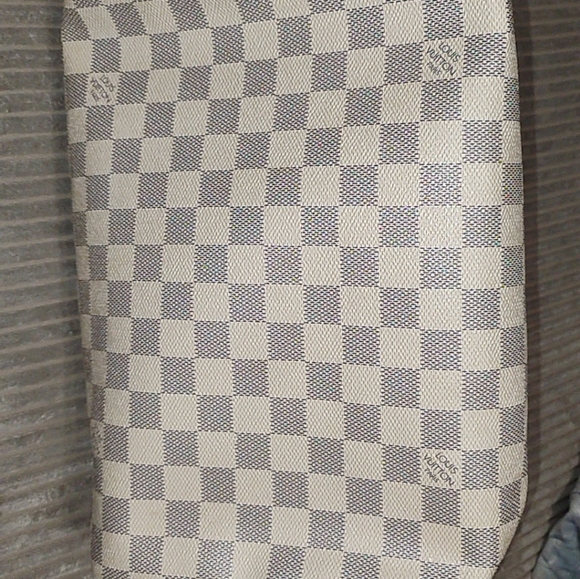 Louis Vuitton Speedy Bag 30 - Picture 4 of 10